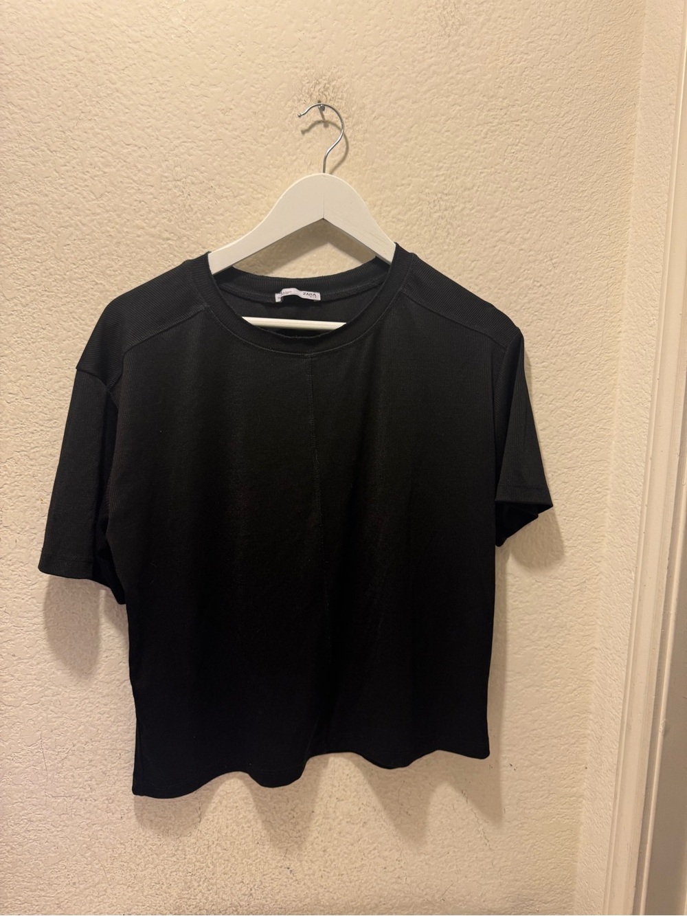 Women’s Black Crew Neck Short Sleeve Top